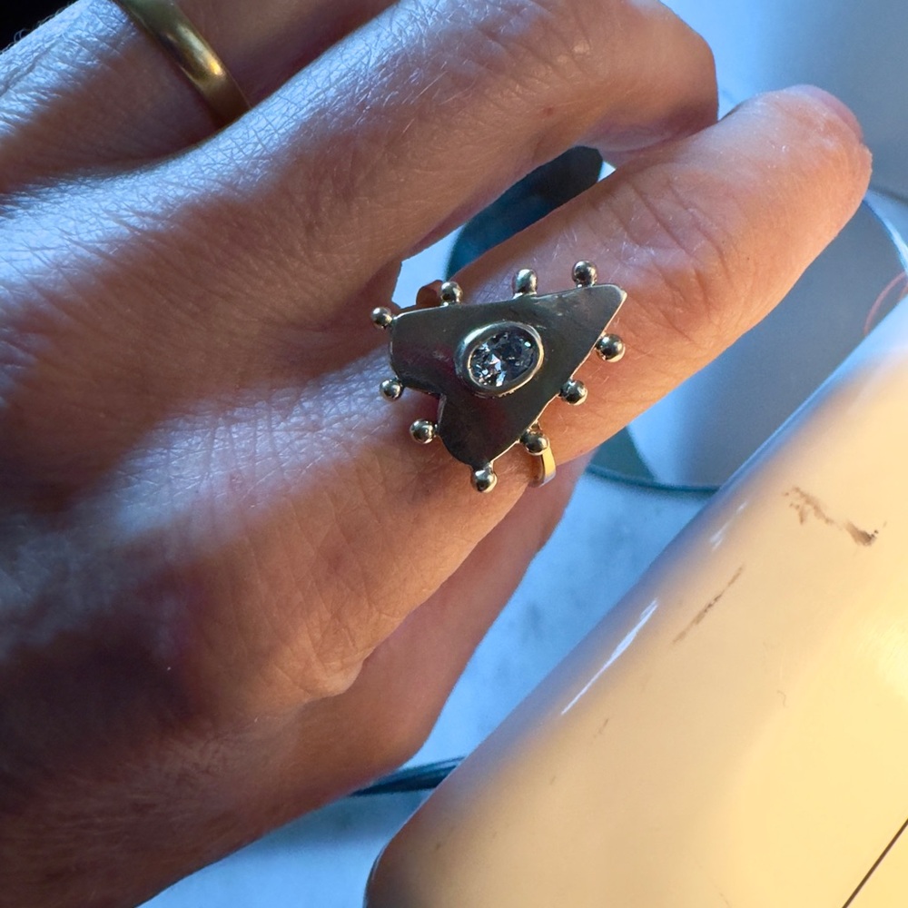 E.DeHaven 18k Diamond Heart Ring - Picture 7 of 11